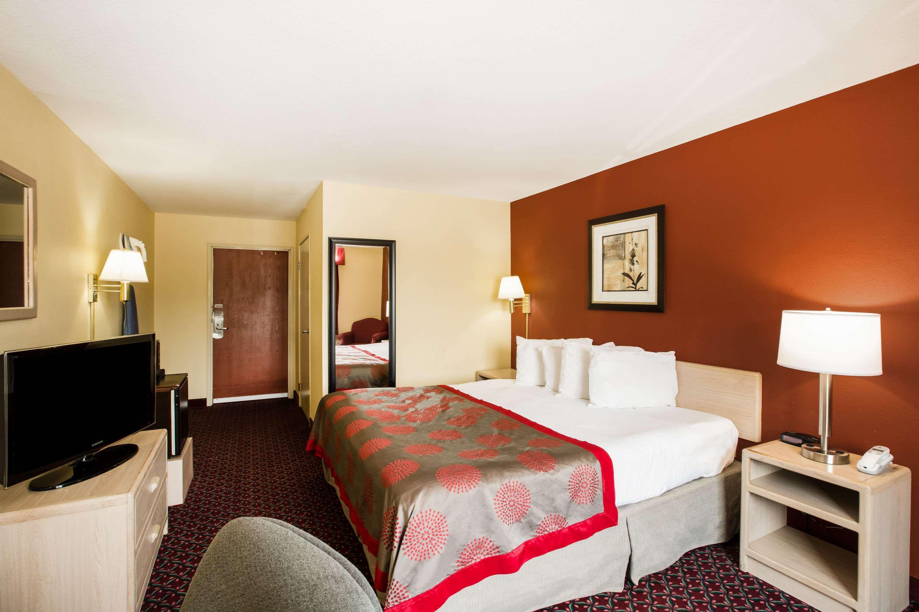 Ramada By Wyndham Sioux Falls Buitenkant foto