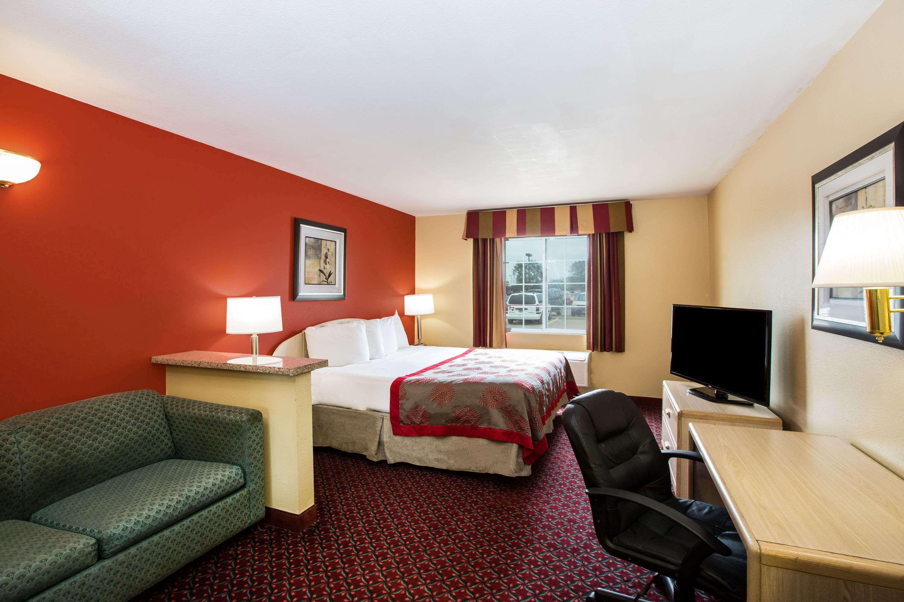 Ramada By Wyndham Sioux Falls Buitenkant foto